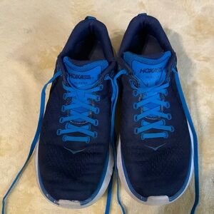 Hoka one one hupana
